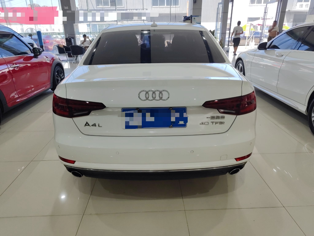 奥迪A4L 2018款 30周年年型 40 TFSI 进取型