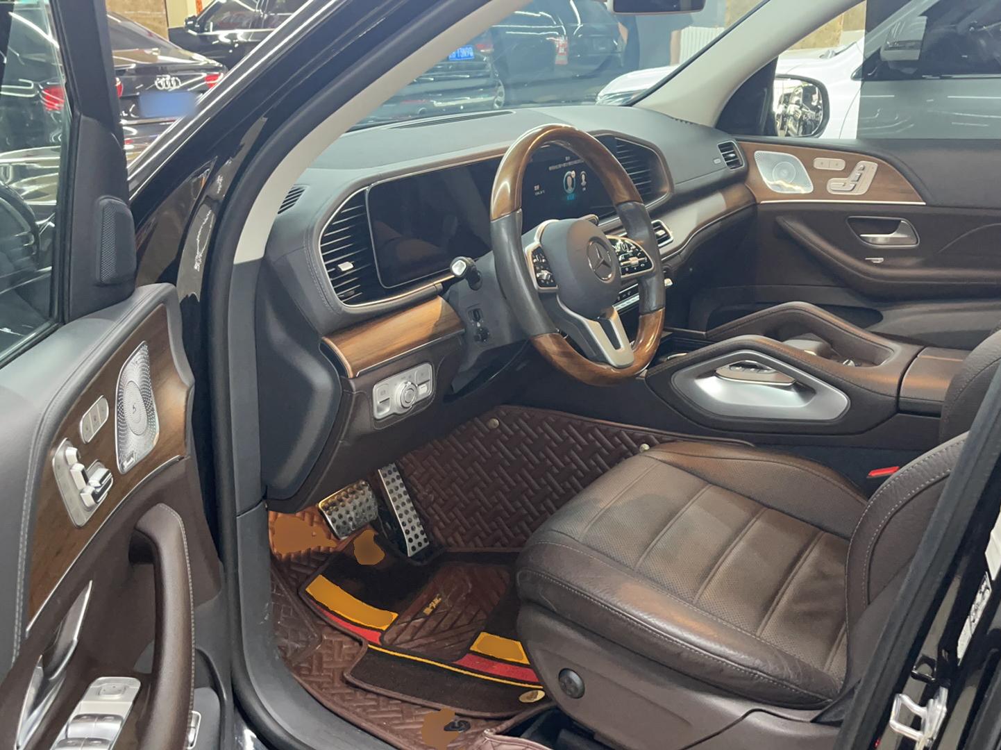 奔驰GLS级 2020款 GLS 450 4MATIC 豪华型(进口)