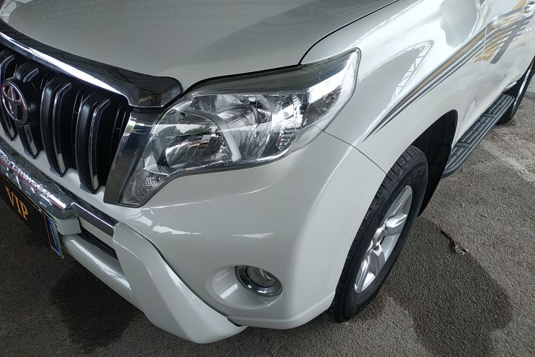 丰田 普拉多 2015款 2.7L 自动标准版车身外观36