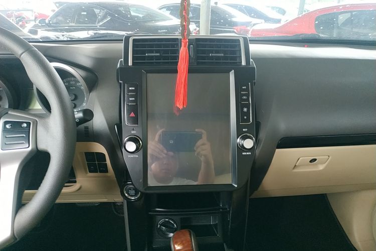 丰田 普拉多 2015款 2.7L 自动标准版中控内饰16