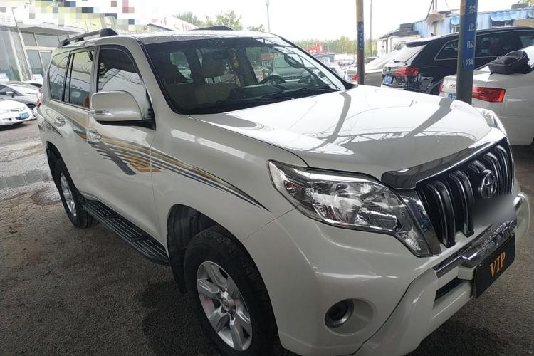 丰田 普拉多 2015款 2.7L 自动标准版车身外观3