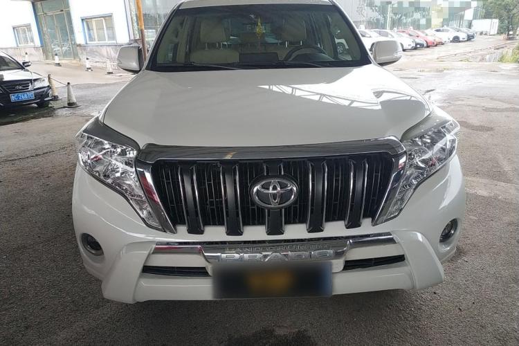 丰田 普拉多 2015款 2.7L 自动标准版车身外观2