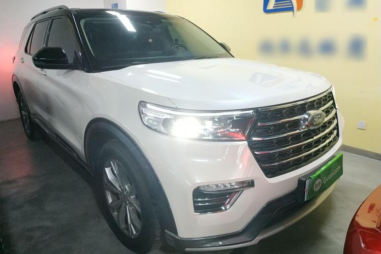 福特 探险者 2020款 EcoBoost 285 四驱风尚版 6座车身外观3