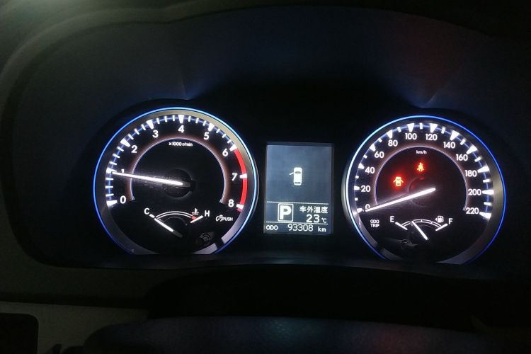 丰田 汉兰达 2017款 2.0T 四驱精英版 7座中控内饰14