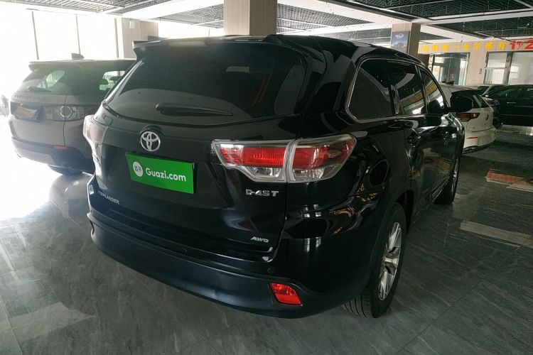 丰田 汉兰达 2017款 2.0T 四驱精英版 7座车身外观7