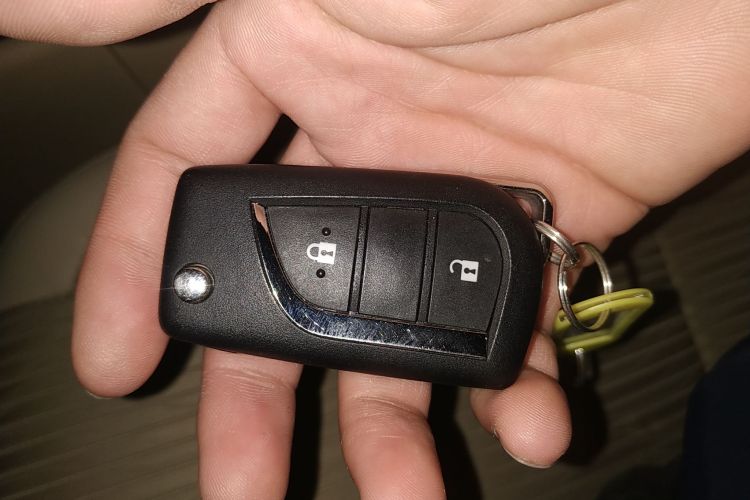 丰田 汉兰达 2017款 2.0T 四驱精英版 7座中控内饰11