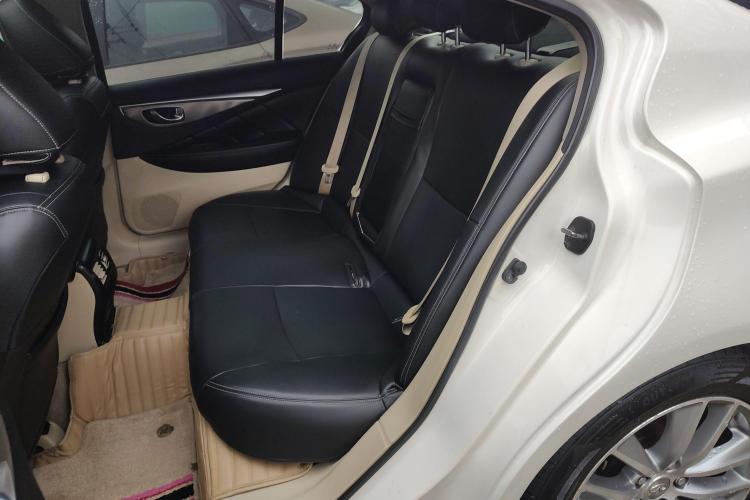 英菲尼迪Q50L 2015款 2.0T 悦享版中控内饰21