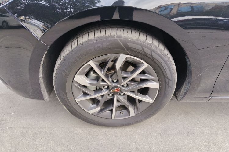 红旗H5 2022款 经典款 1.5T DCT旗悦版车身外观35