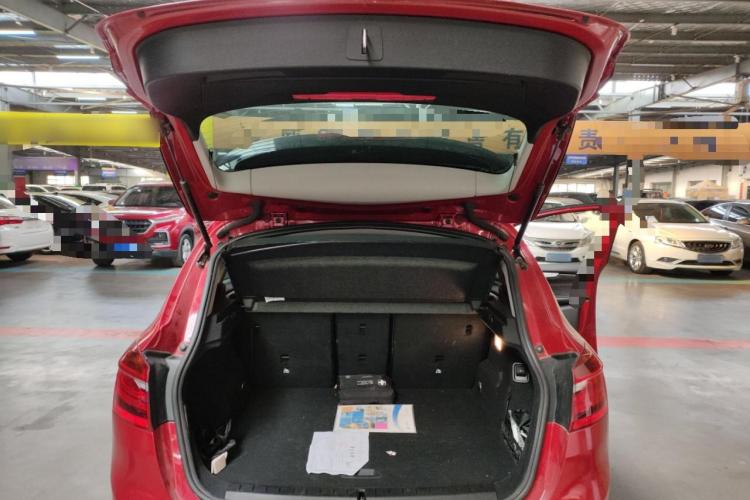 宝马2系旅行车 2016款 218i 领先型中控内饰23