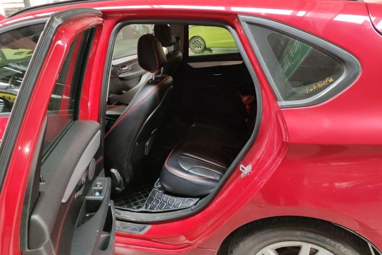 宝马2系旅行车 2016款 218i 领先型中控内饰21