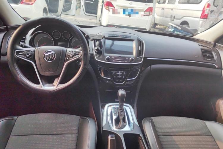 别克 君威 2015款 1.6T 领先技术型中控内饰7003