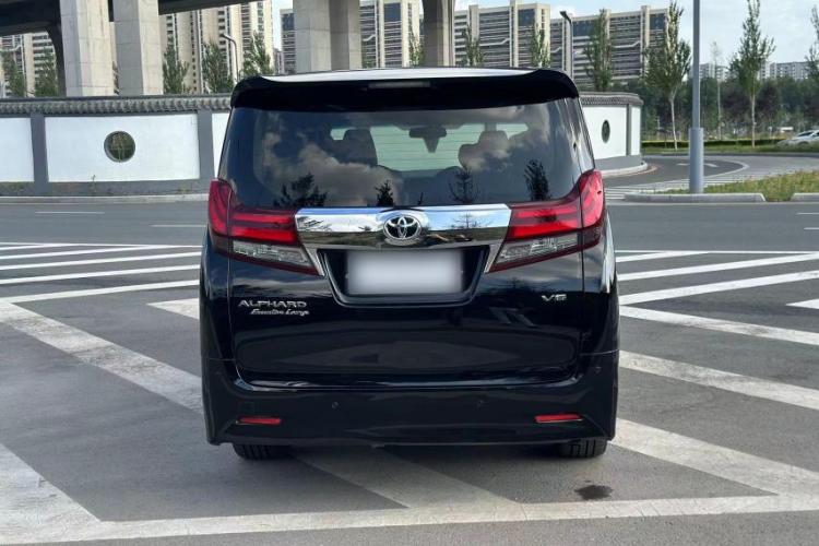 丰田 埃尔法 2015款 3.5L 尊贵版车身外观6004