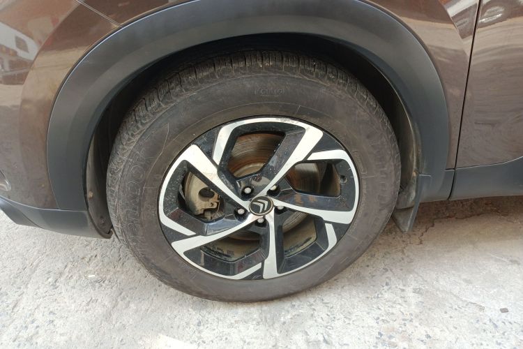 雪铁龙 天逸 C5 AIRCROSS 2017款 380THP 时尚型车身外观35