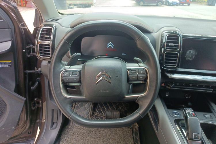 雪铁龙 天逸 C5 AIRCROSS 2017款 380THP 时尚型中控内饰13