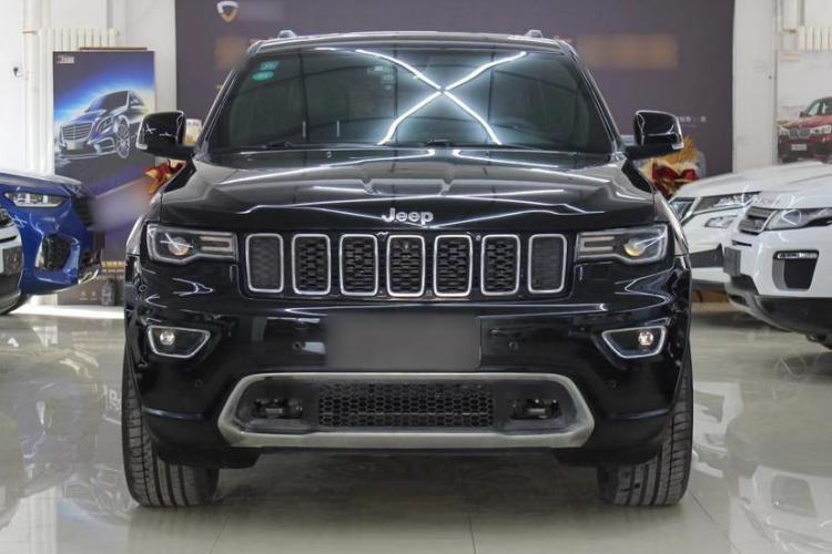 Jeep 大切诺基(进口) 2017款 3.0L 舒享导航版车身外观6003