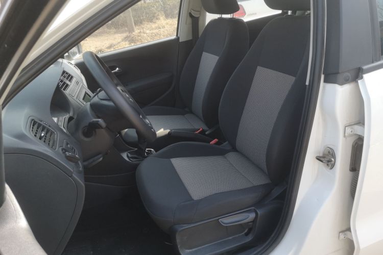 大众 Polo 2016款 1.4L 手动风尚型局部细节19