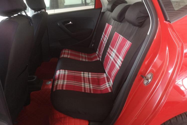 大众 Polo 2016款 1.4L 手动风尚型中控内饰7004