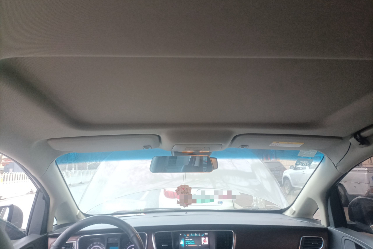 别克GL8 2017款 25S 舒适型 国V局部细节22