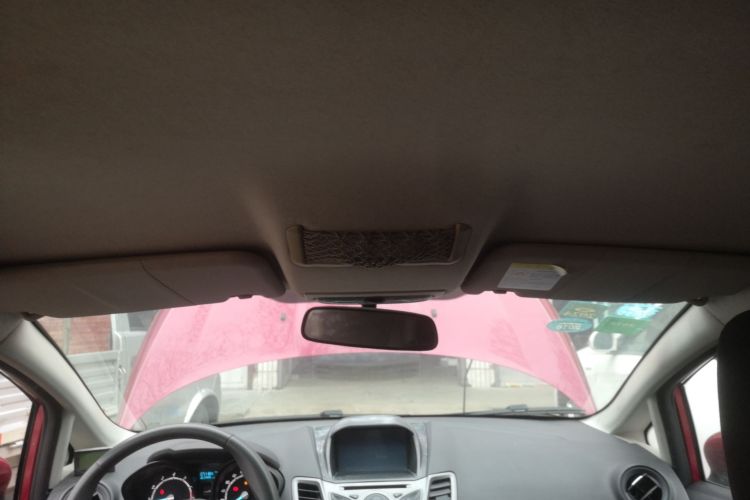 福特 嘉年华 2013款 三厢 1.5L 手动风尚型局部细节22