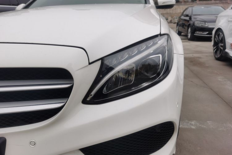 奔驰C级 2018款 C 180 L 时尚型运动版车身外观36