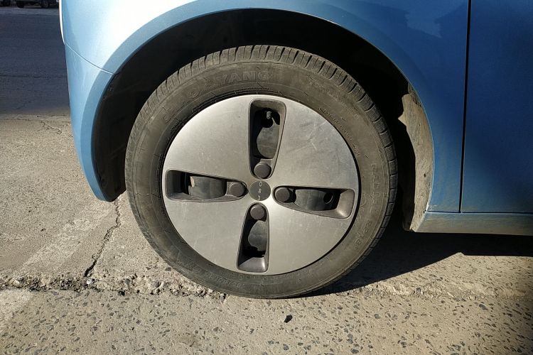 欧拉黑猫 2021款 301km 基础型车身外观35