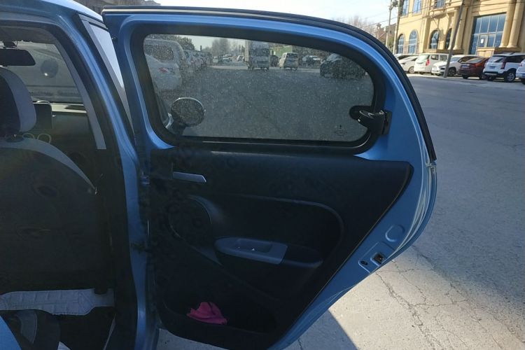 欧拉黑猫 2021款 301km 基础型中控内饰45