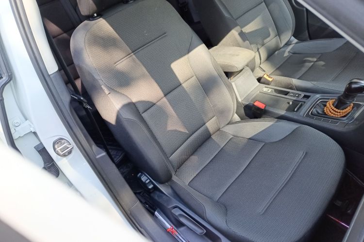 大众 高尔夫 2016款 230TSI 自动舒适型中控内饰41