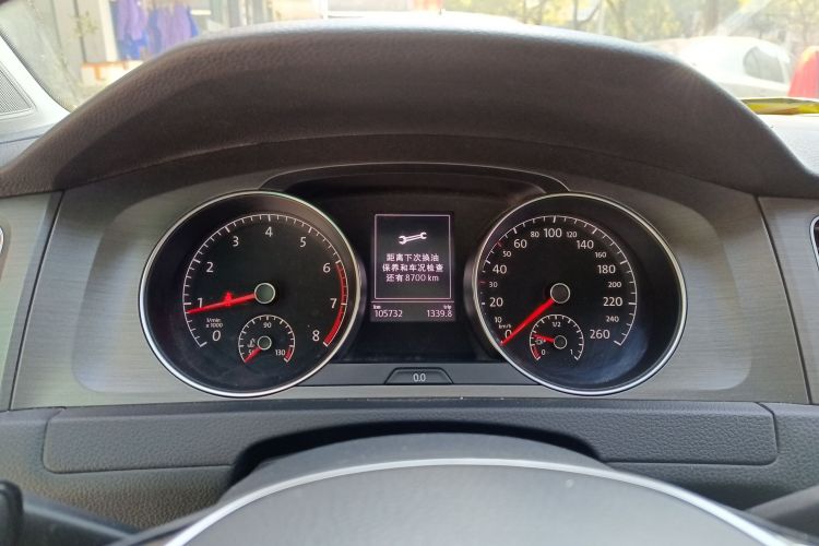 大众 高尔夫 2016款 230TSI 自动舒适型中控内饰14