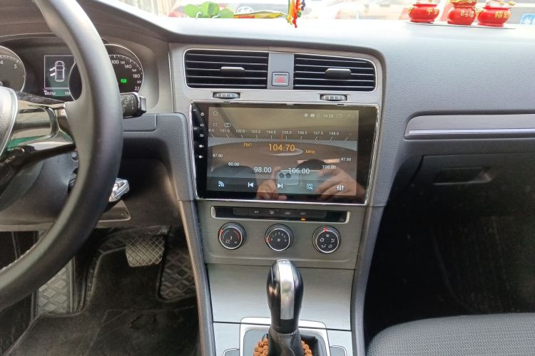 大众 高尔夫 2016款 230TSI 自动舒适型中控内饰16