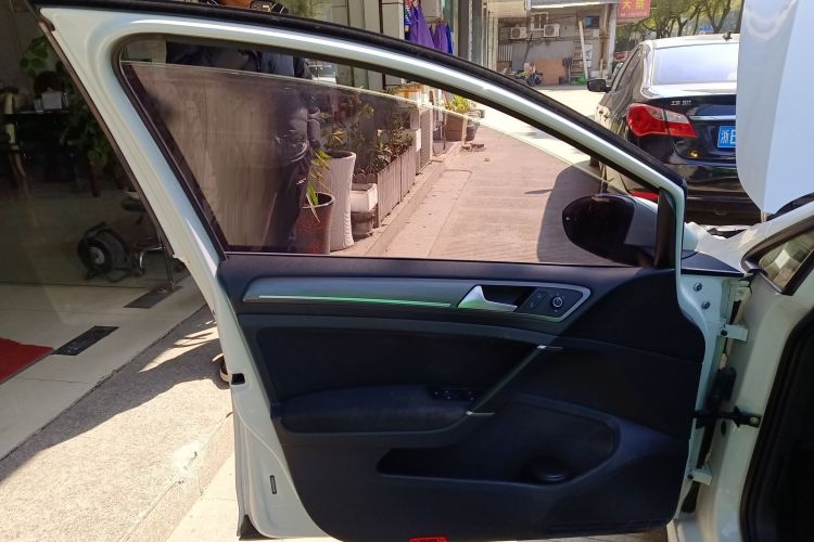 大众 高尔夫 2016款 230TSI 自动舒适型中控内饰47