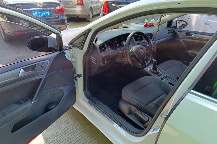 大众 高尔夫 2016款 230TSI 自动舒适型中控内饰20