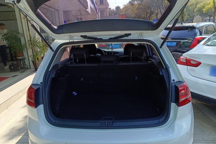 大众 高尔夫 2016款 230TSI 自动舒适型中控内饰23