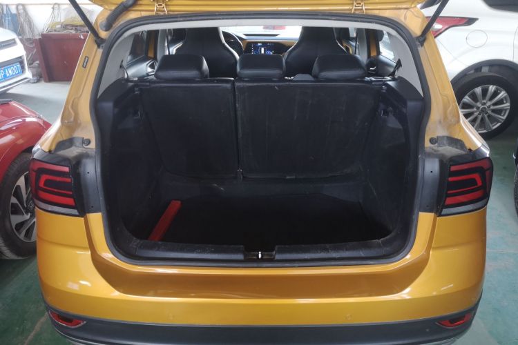 大众 途铠 2019款 1.5L 自动舒适版中控内饰23