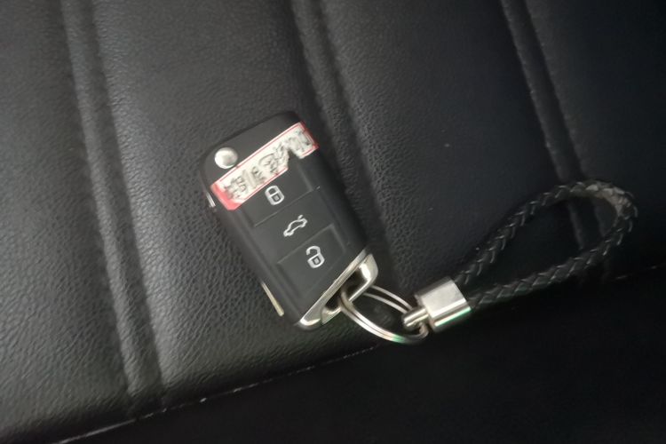 大众 途铠 2019款 1.5L 自动舒适版中控内饰11