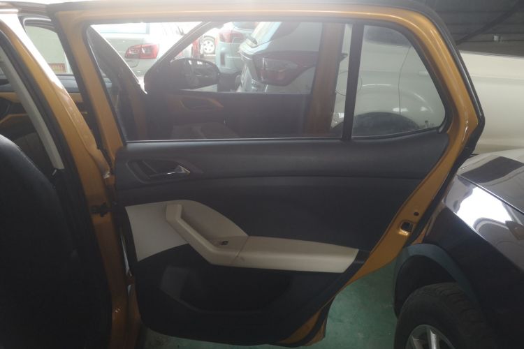 大众 途铠 2019款 1.5L 自动舒适版中控内饰45