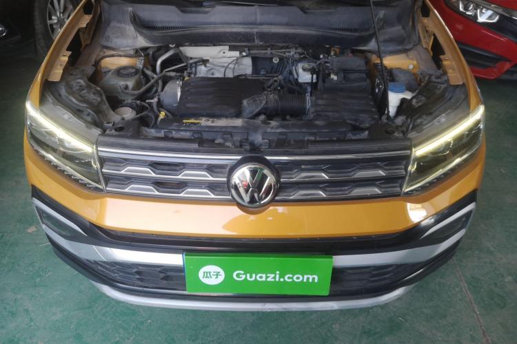 大众 途铠 2019款 1.5L 自动舒适版机舱底盘24