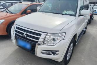 三菱 帕杰罗(进口) 2018款 3.0L 自动标准版