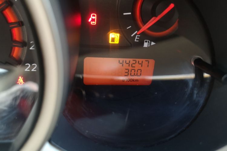 日产 轩逸 2018款 经典 1.6XE+ 手动领先版中控内饰15