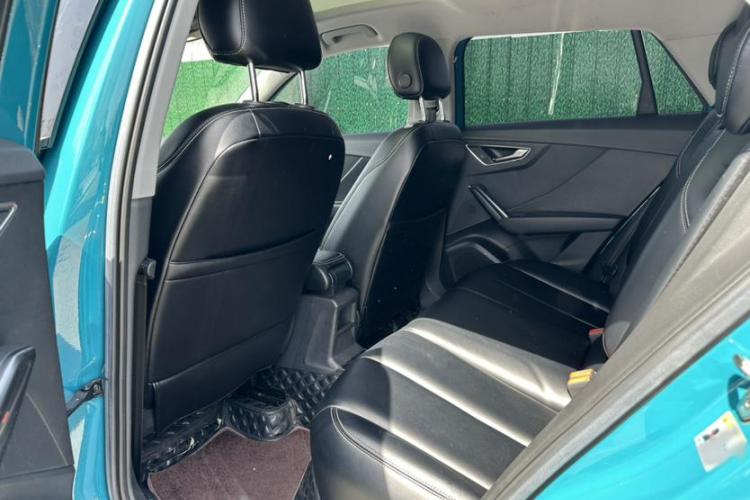 奥迪Q2L 2018款 35 TFSI 上市专享版 国V中控内饰7011