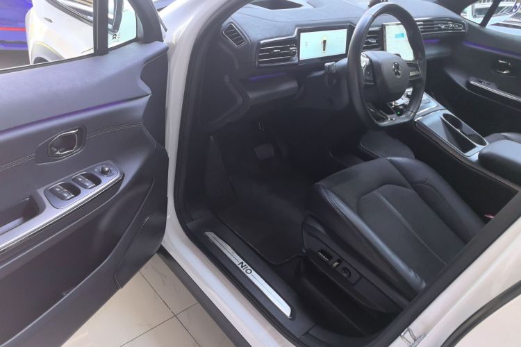 蔚来EC6 2020款 615KM 性能版中控内饰7003