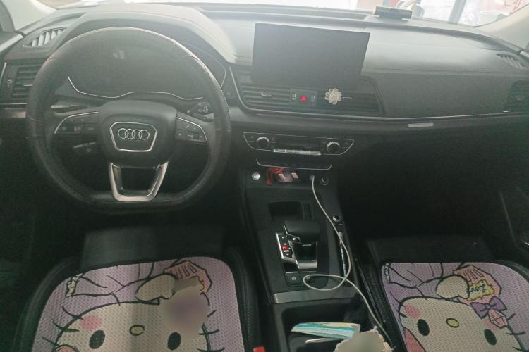 奥迪Q5L 2022款 改款 40T 豪华动感型中控内饰12