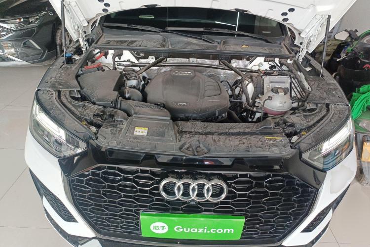 奥迪Q5L 2022款 改款 40T 豪华动感型机舱底盘24