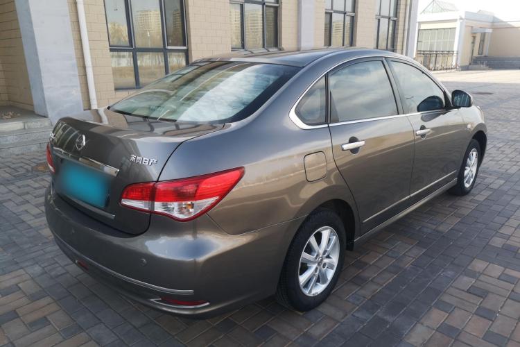 日产 轩逸 2018款 经典 1.6XE+ 手动领先版车身外观6003