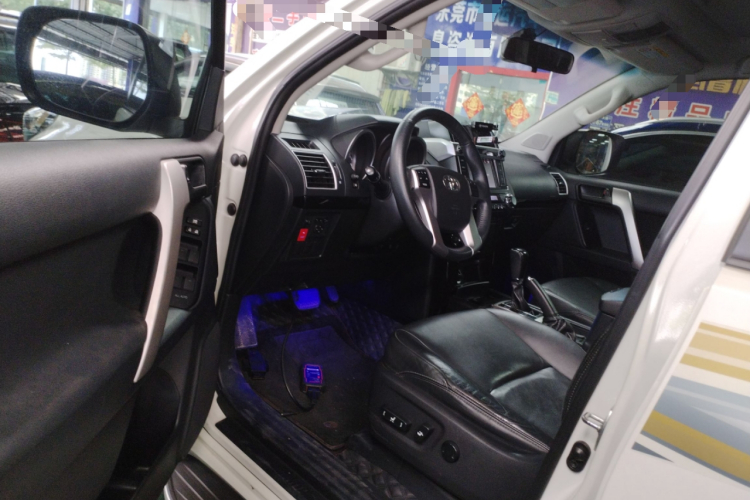 丰田 普拉多 2016款 2.7L 自动标准版中控内饰20