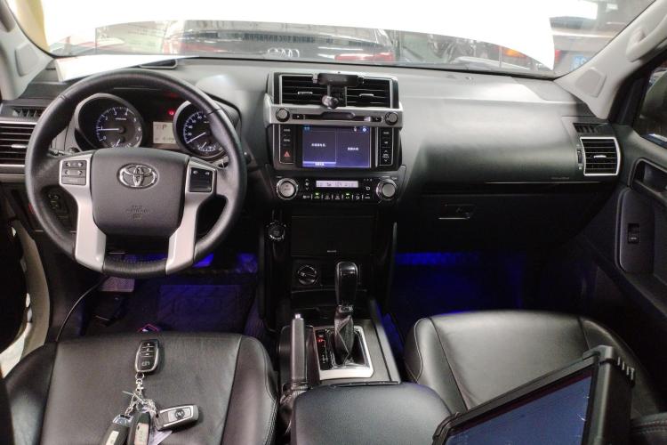 丰田 普拉多 2016款 2.7L 自动标准版中控内饰12