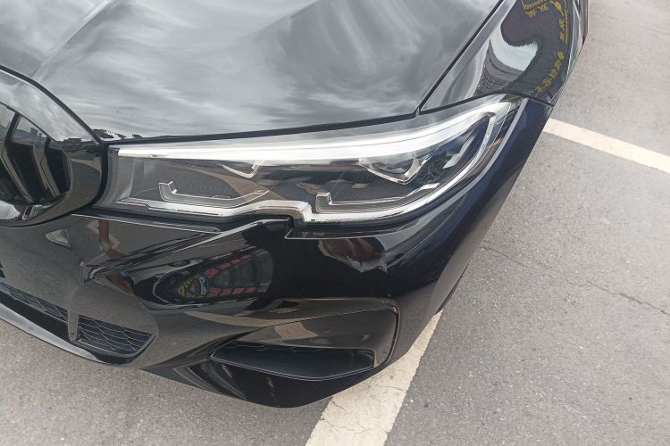 宝马3系 2022款 325Li M运动曜夜套装车身外观36