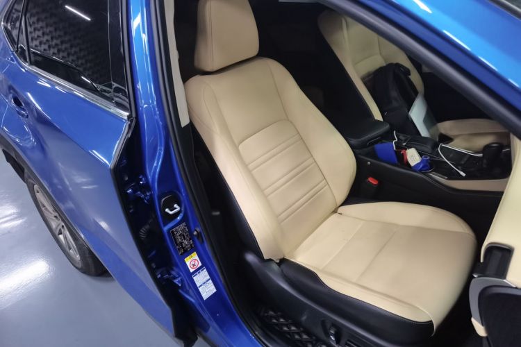 雷克萨斯NX 2018款 200 全驱 锋尚版 国VI中控内饰41