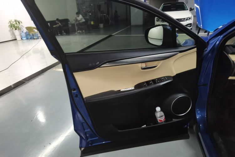 雷克萨斯NX 2018款 200 全驱 锋尚版 国VI中控内饰47