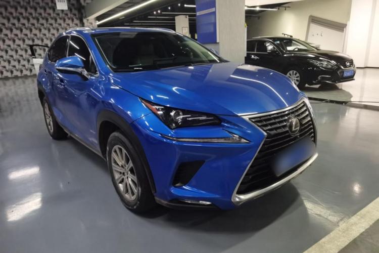 雷克萨斯NX 2018款 200 全驱 锋尚版 国VI车身外观3