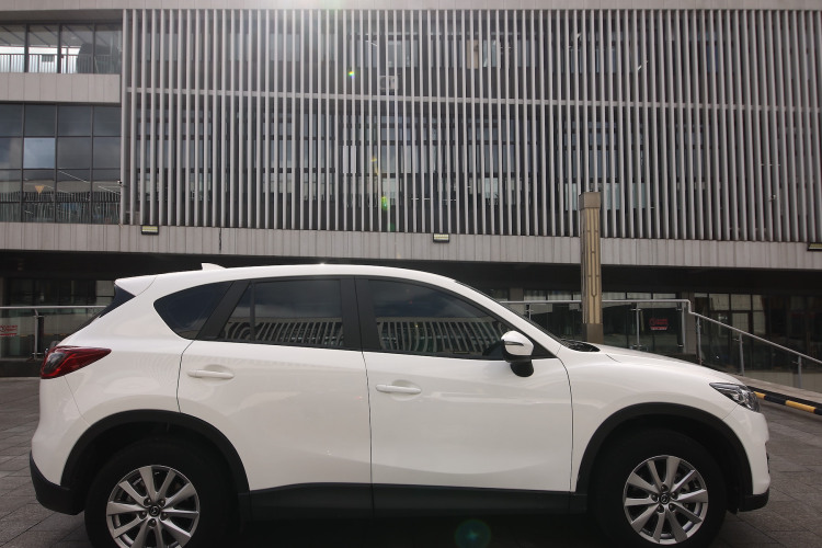 马自达CX-5 2015款 2.0L 自动两驱都市型车身外观58